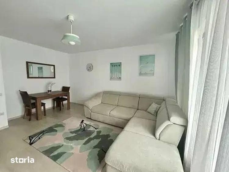 Apartament cu 3 camere decomandat, mobilat în Central