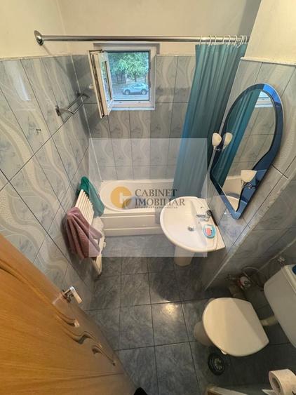 Apartament cu 3 camere decomandat în Lujerului