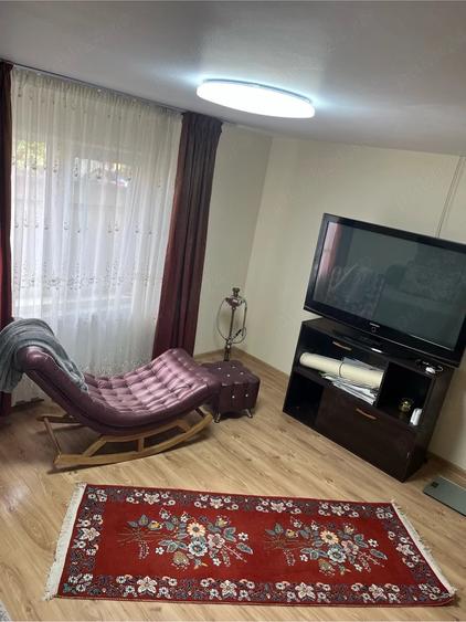 Casă cu 6 camere cu Teren 1000 Mp în Țuglui