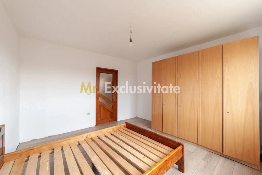 Casă cu Teren 4563 Mp în Central