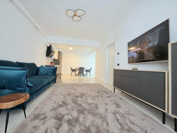 Apartament cu 2 camere semidecomandat în Central