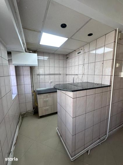 Apartament cu 4 camere decomandat în Decebal