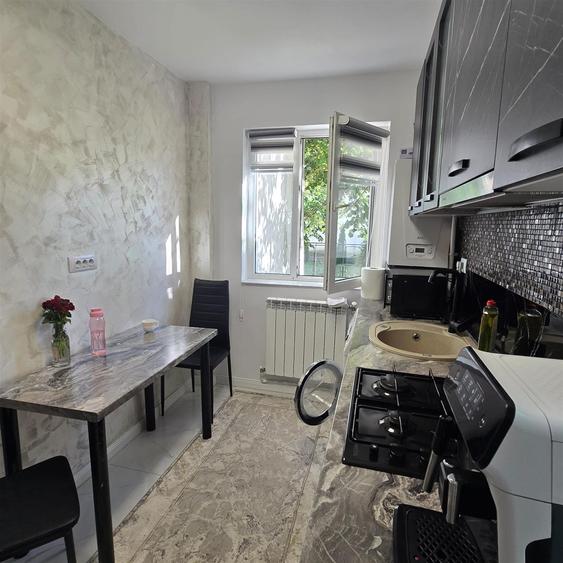 Apartament cu 2 camere decomandat în Alexandru cel Bun