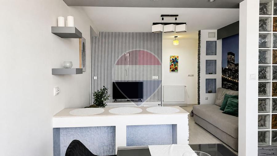 Apartament de închiriat, 2 camere, zona BMW, Floresti - 1