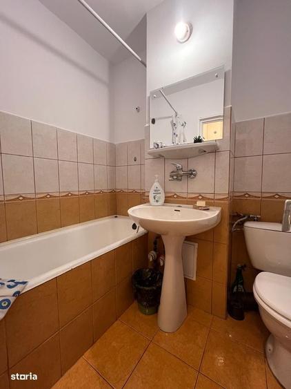 Apartament tip C, decomandat, o camera et.2 Central, zona Piata Mare - 14