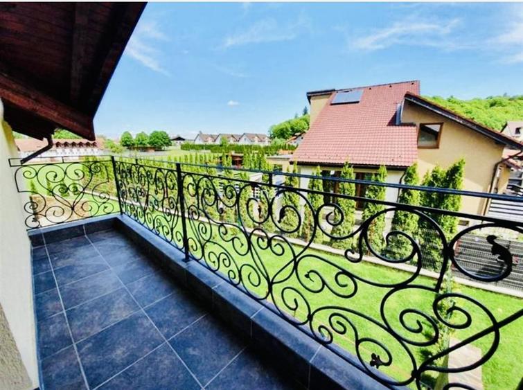 Duplex cu 4 camere cu Teren 350 Mp în Noua