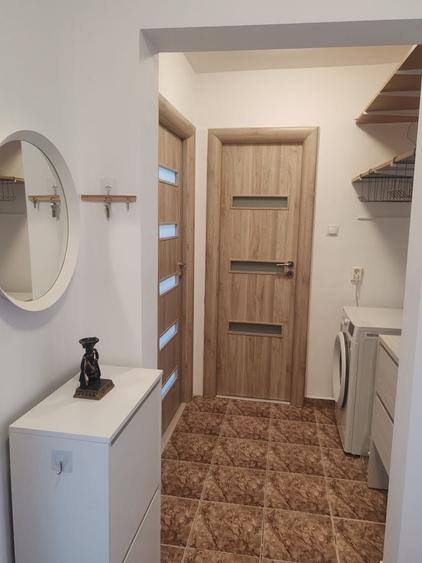 Apartament cu 2 camere semidecomandat în Drumul Carului