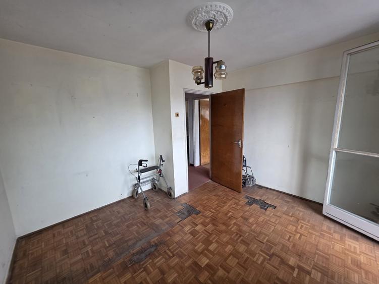 Apartament cu 2 camere decomandat în Tineretului