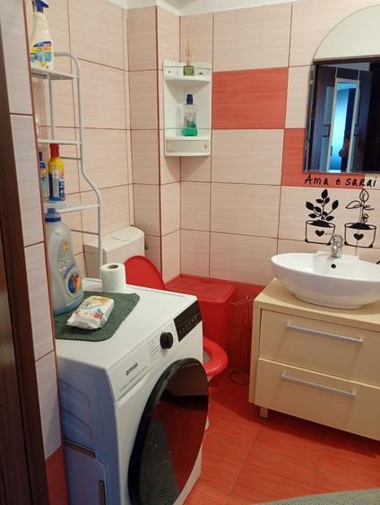 Apartament cu 2 camere decomandat în Florești