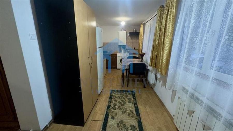Garsonieră decomandată în Între Lacuri