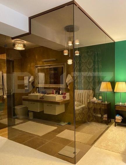 Penthouse cu 7 camere decomandat, mobilat în Drumul Poienii