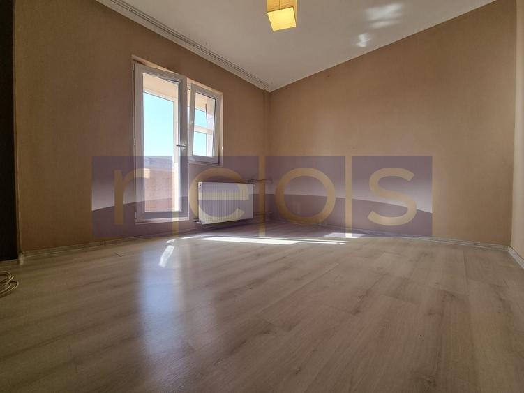 Apartament cu 2 camere decomandat, mobilat în P-ța Unirii