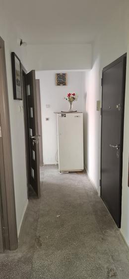 Apartament cu 2 camere decomandat în Astra