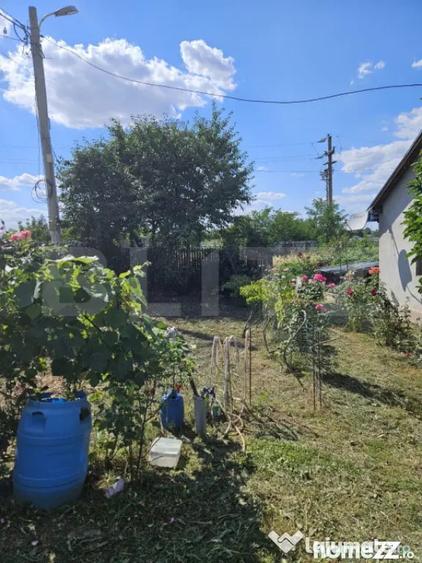 Casă cu 5 camere cu Teren 524 Mp în Găești