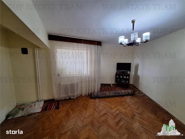 Apartament cu 3 camere decomandat în Ultracentral