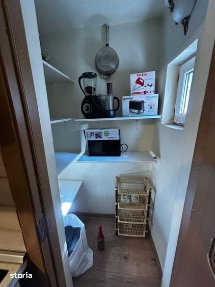 Casă cu 6 camere cu Teren 450 Mp în Vasile Alecsandri