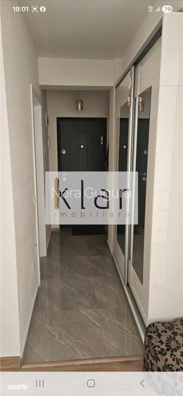 Apartament 3 camere zona Petrom cu terasa generoasa