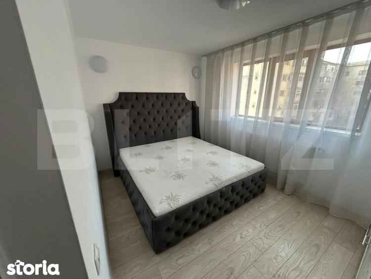 Apartament cu 3 camere semidecomandat în Micro 11