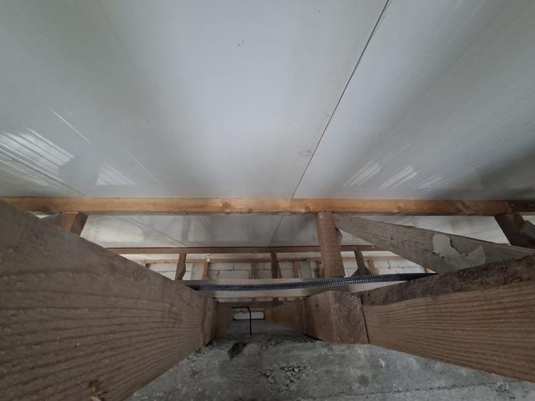 Casă individuală cu 4 camere cu Teren 300 Mp în Cumpăna