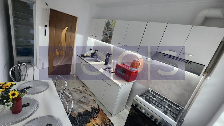 Apartament cu 2 camere decomandat în Titan