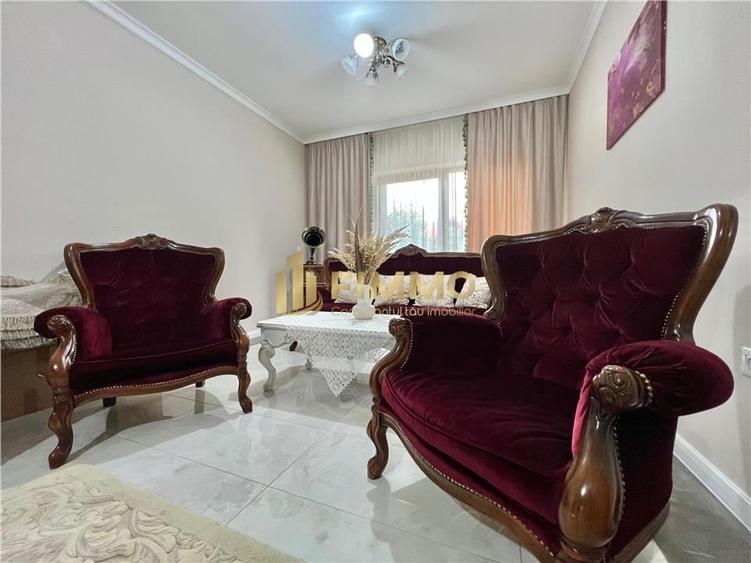 Casă individuală cu 7 camere cu Teren 800 Mp în Sfântu Ilie