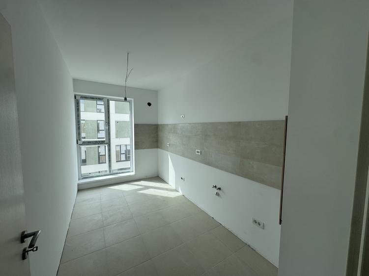 Apartament cu 2 camere decomandat în Lipovei
