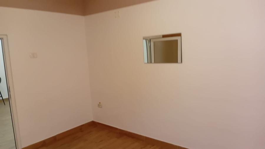 Spațiu comercial, de 80 mp, în Central