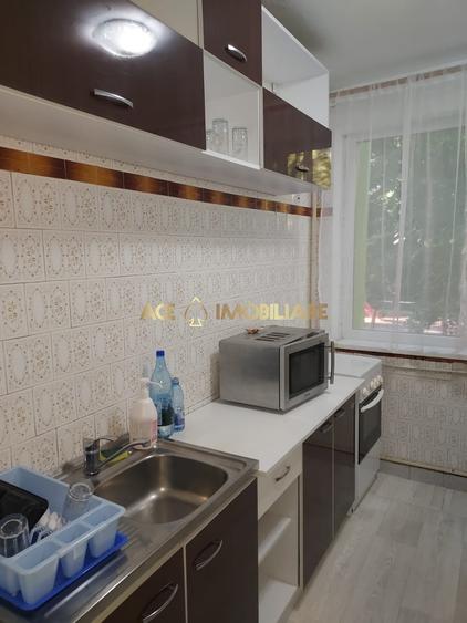3 Camere de inchiriat| Unirii |Metrou | Utilat, mobilat| Pet friendly - 4
