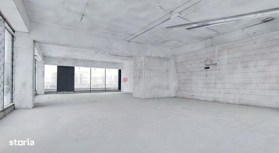 Spațiu comercial, de 125 mp, în Central