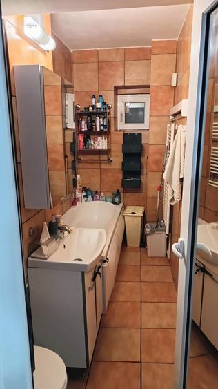 Apartament cu 2 camere decomandat în Sârbi