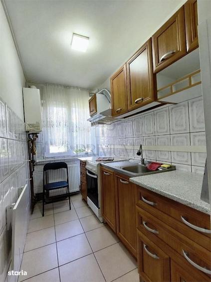 Apartament cu 2 camere semidecomandat în Girocului