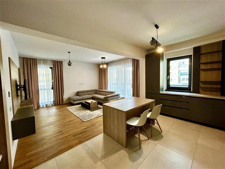 Apartament Premium de inchiriat Cosmopolit Racadau Brasov - 12