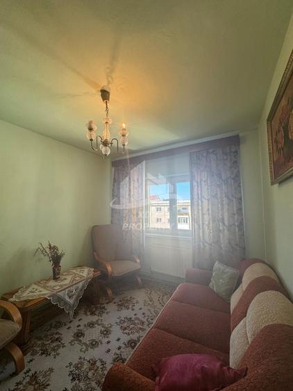 Apartament Calea Dumbravii ,Sibiu,  3 camere ,  2 bai , - 2