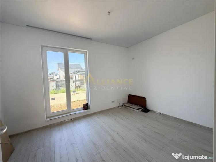 Casa individuala || srada asfaltata || teren 500 mp || stati - 7