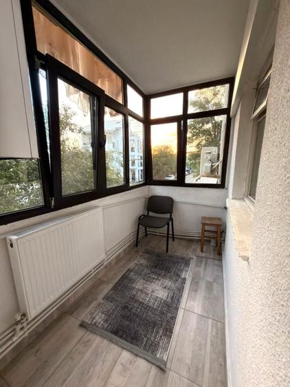Apartament cu 2 camere decomandat, mobilat în Rovine