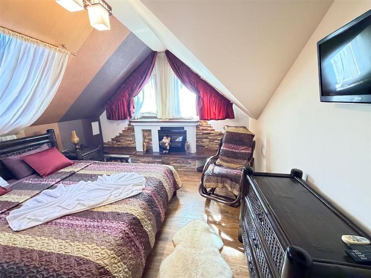 Casă cu 8 camere cu Teren 1280 Mp în Valea Doftanei