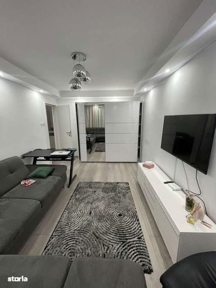 Apartament cu 2 camere decomandat în Exterior Vest