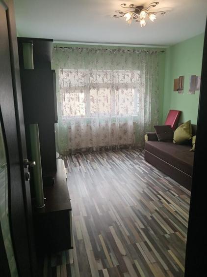 Apartament cu 2 camere decomandat în Bucium