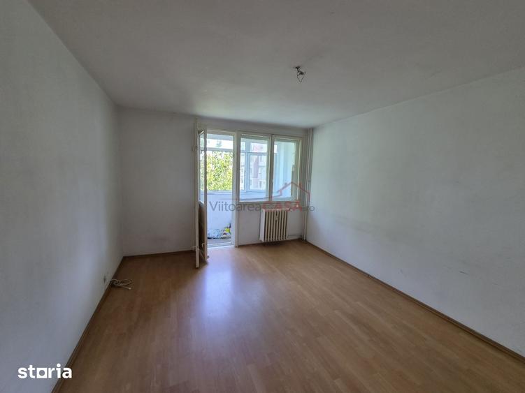 Apartament cu 2 camere decomandat în Drumul Taberei