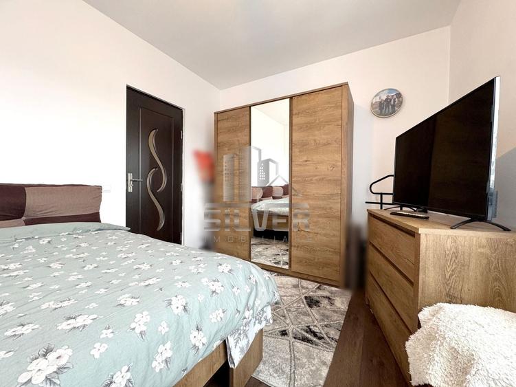 Apartament cu 3 camere semidecomandat, mobilat în Florești