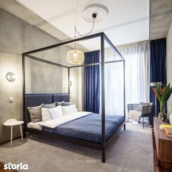 Apartament cu 4 camere decomandat, mobilat în Central