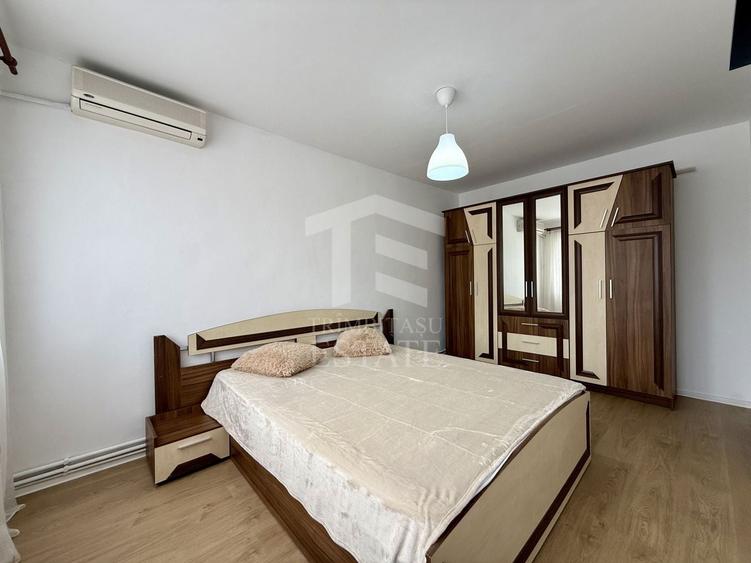 Apartament cu 3 camere decomandat, mobilat în Complex Studențesc