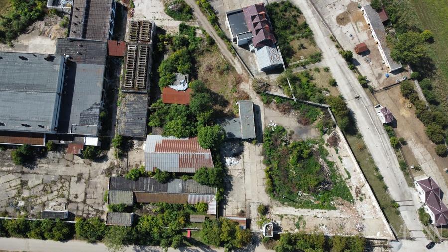 Spațiu industrial, de 3,500 mp, în Exterior Vest