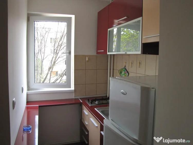 Garsonieră semidecomandată în Basarabia