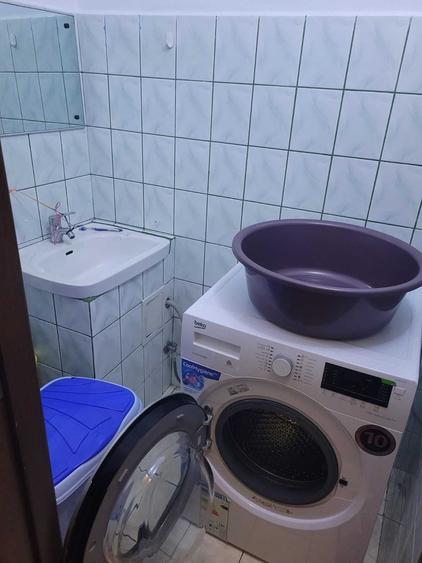 Apartament cu 3 camere decomandat în Aradului