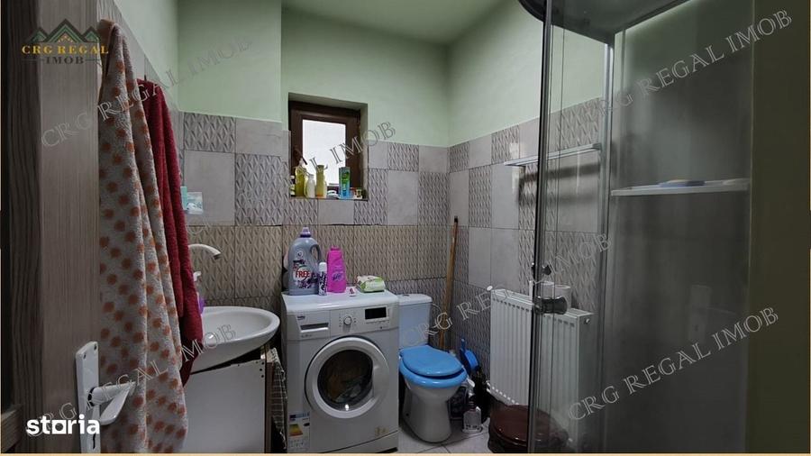 Casă cu 4 camere cu Teren 270 Mp în Central