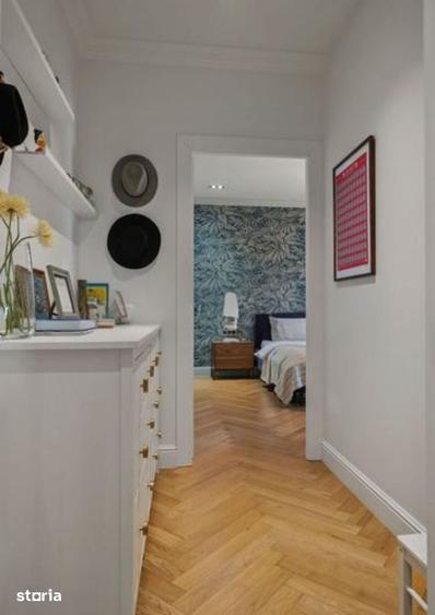 Apartament cu 5 camere în Pipera