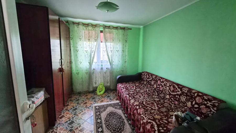 Casă individuală cu 3 camere cu Teren 515 Mp în Lazu