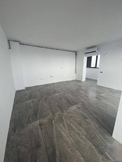 Apartament cu 2 camere decomandat în Primo