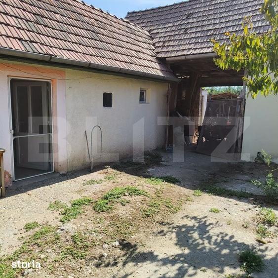 Casă cu 4 camere cu Teren 1300 Mp în Mihalț
